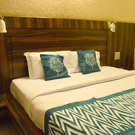 Amanda Crown Jaipur Hotel Kukas Екстериор снимка