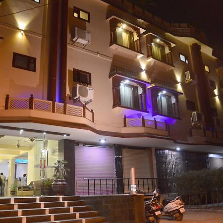 Amanda Crown Jaipur Hotel Kukas Екстериор снимка