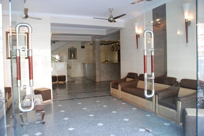 Amanda Crown Jaipur Hotel Kukas Екстериор снимка