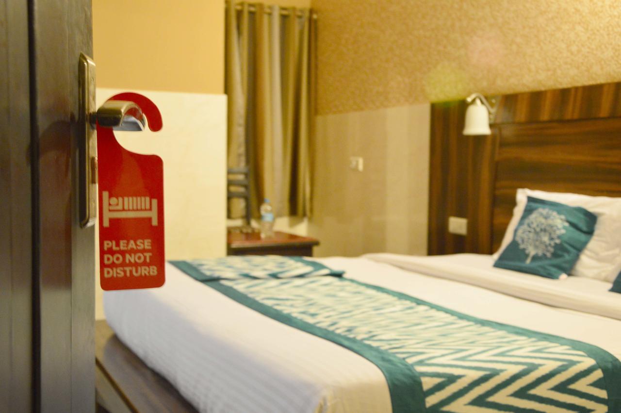Amanda Crown Jaipur Hotel Kukas Екстериор снимка