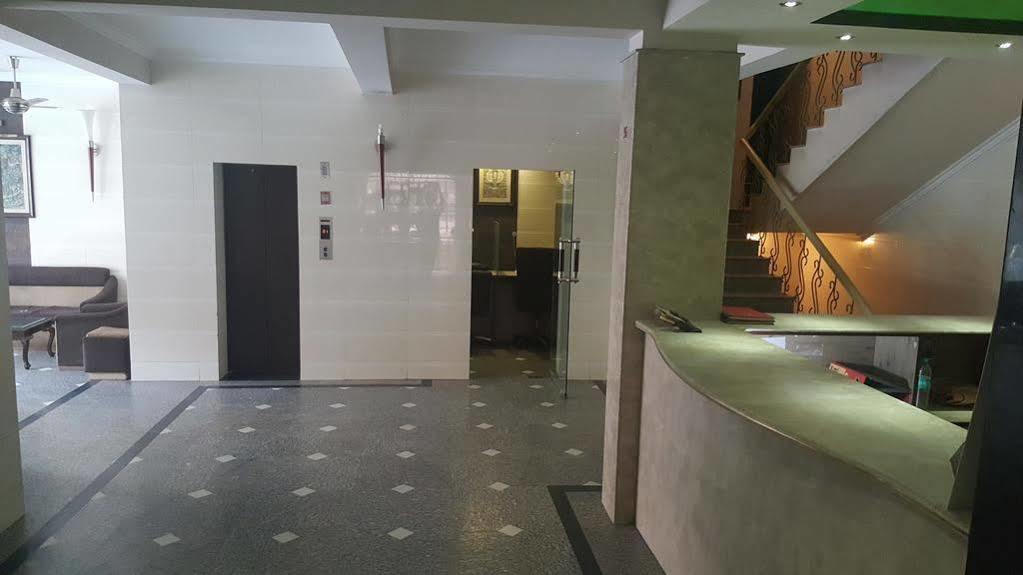 Amanda Crown Jaipur Hotel Kukas Екстериор снимка